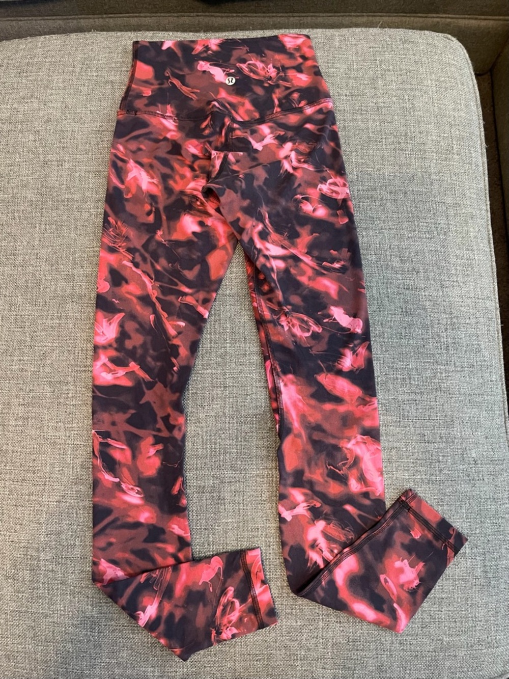 lululemon athletica Pink & Black Abstract Print Leggings